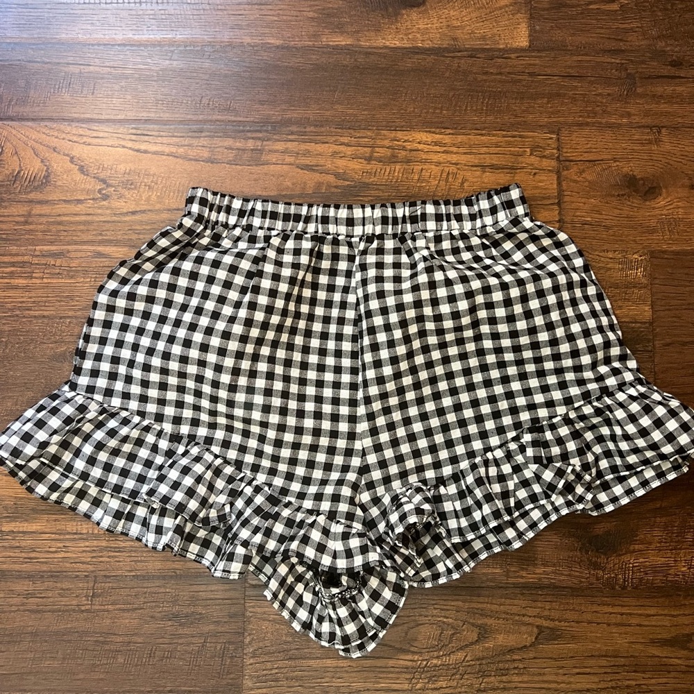 Black and white gingham shorts